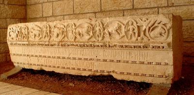 Backs to the 4th century by Yehuda
