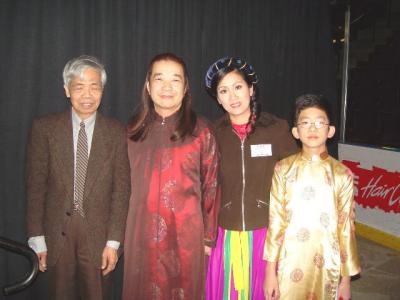 The Silent Worker and PDT Family/ Ngươ`i hu`ng tha^`m la(.ng