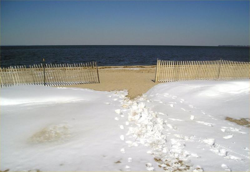 Long Island Sound at Northport Beach