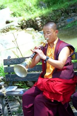 monk practising.jpg