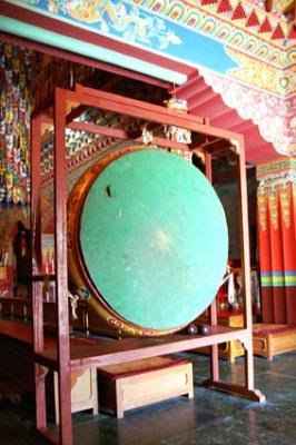 drums Lindong monastery.jpg