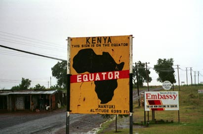 sign on equator.jpg