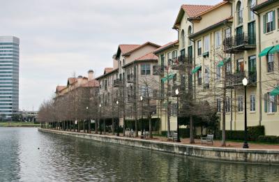 Late Winter at Lake Carolyn