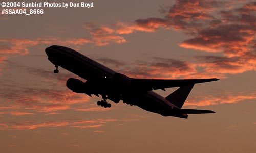 American Airlines B777-223ER sunset aviation stock photo #8666