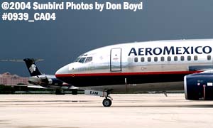 Aeromexico B737-752 XA-EAM and MD-82 EI-BTY aviation airline stock photo #0939