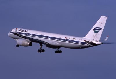 Kras Air Tu-204.jpg