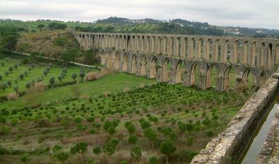 Pegoes Aqueduct, near Tomar