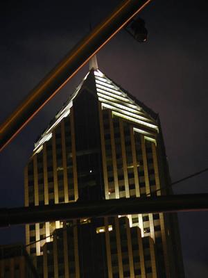 u39/alnstern/medium/32472053.46_night_pointy_bldg.jpg