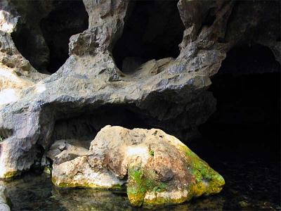 Skull cave Maung Ngoi