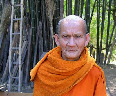 monk at Kaung laaw