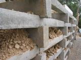 retaining wall detail - dirt from trenches