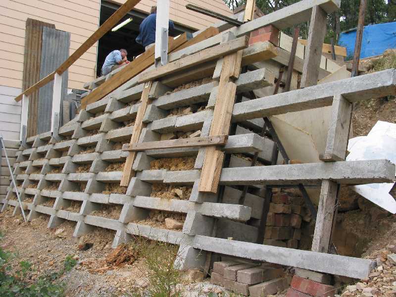 lower section of the retaining wall