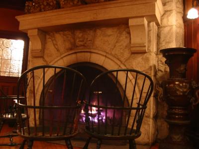 Warming up by the fireplace (after a 35K run) // Mohonk