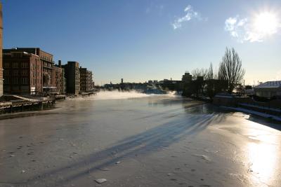 Milwaukee River Downtown at -10