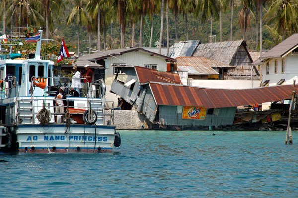 In March 2005, tsunami damage was still visible at Ko Phi Phi Don