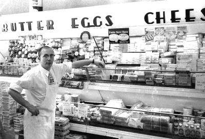 Don by Dairy Counter in Mason City Grupp Food Center