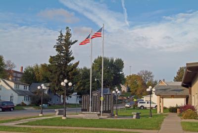 Hinton IA Area - Veterans' Memorial