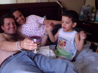 Angelica, Camilo y Ariel - 1