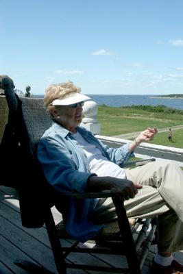 yvonne-deck-chair-M1031-72lg.jpg