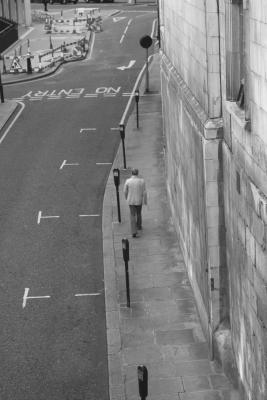 Man below Holborn Viaduct