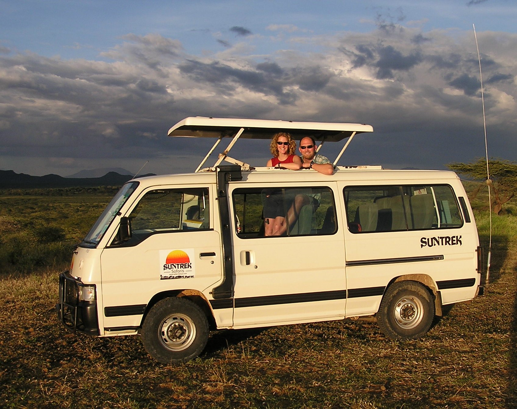 safari van.JPG