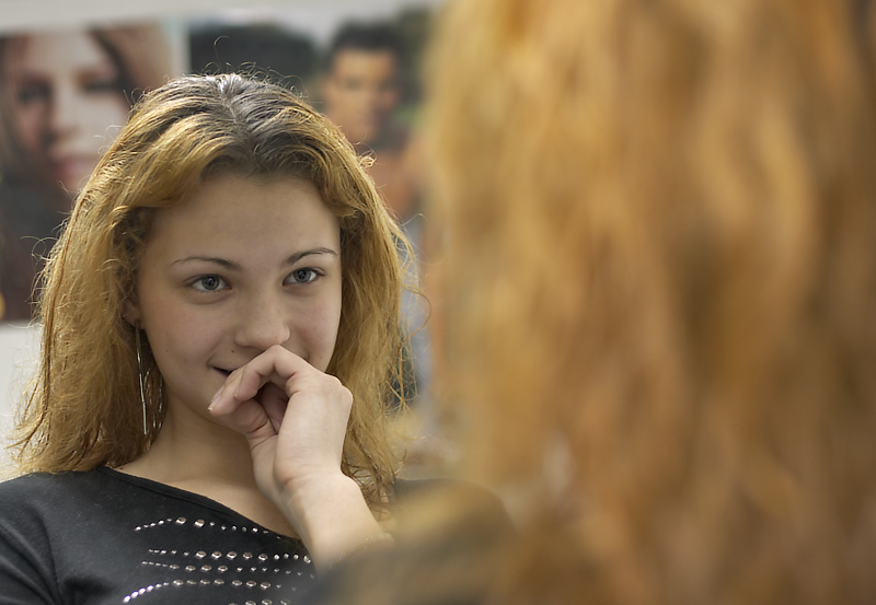 <b>6th Place</b><br><i> Is that me?<br>by alekas</i>