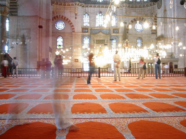 phantom at the blue mosque
