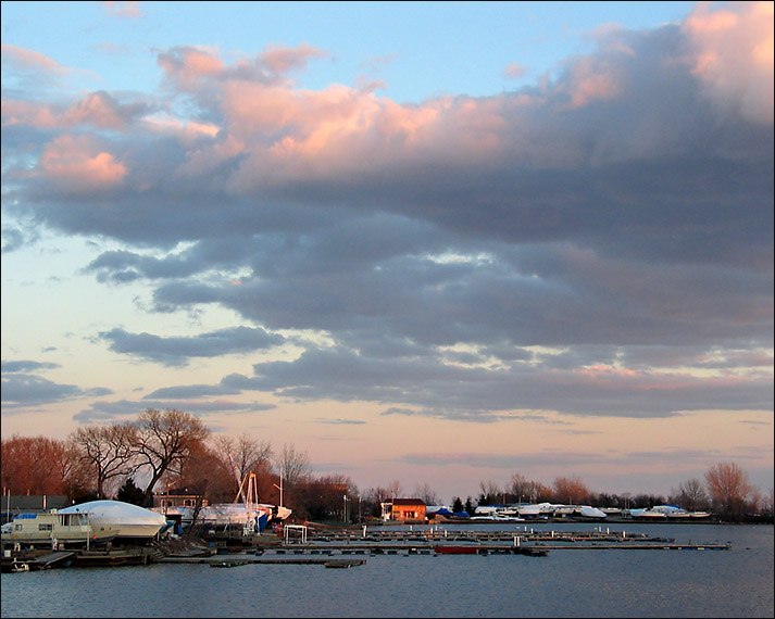 Sweet light over the docks