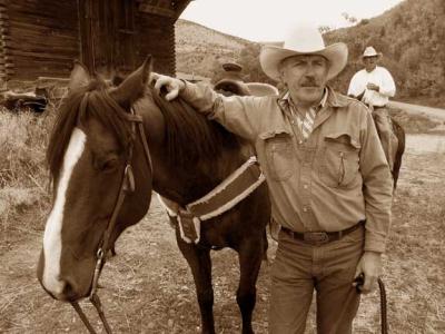 u39/davewyman/medium/35006661.cowboys.jpg