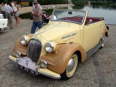 Exposition de voitures de collection - Old cars exhibition
