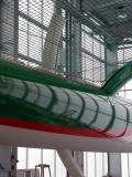 Le trimaran Groupama 2 en cours de finition à Lorient