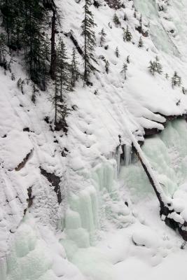 Banff-JohnstonCanyonFrozen-w.jpg