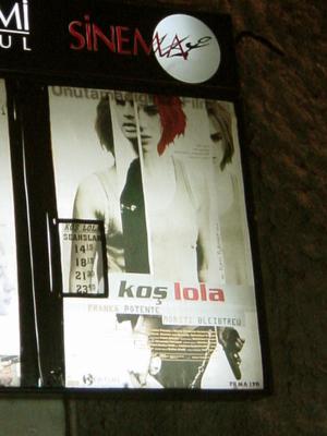 'Lola runs' movie advert, Istanbul
