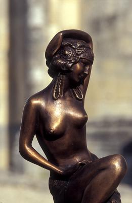 Figur on the Market of Saint Vivien