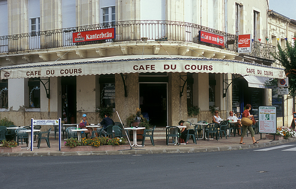 Caf in Lesparre