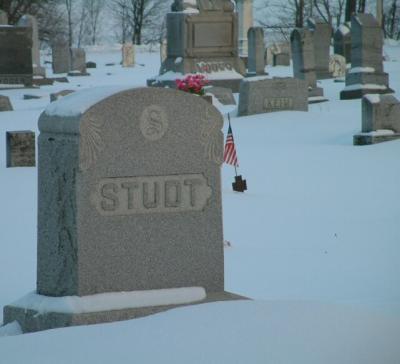 Studt Headstone Bowne Cemetery