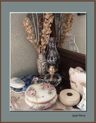 u39/gaylebarry/medium/25413845.dresser0008.jpg
