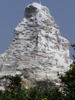 Matterhorn im Disneyland.jpg