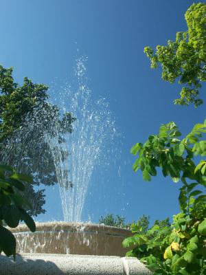 Fountain 2.jpg