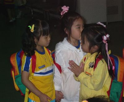 k-1stgrade-girls.jpg