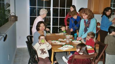 Family gathering at Tita Carina's house in Pennsylvania