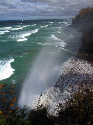 Spray Falls, Cliff Updraft