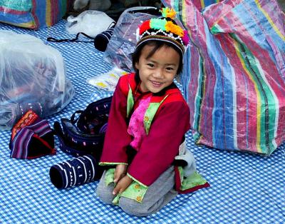 Little girl by Jong Kham Lake