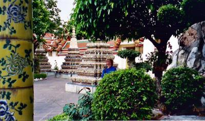 Bangkok Grand Palace grounds2.JPG