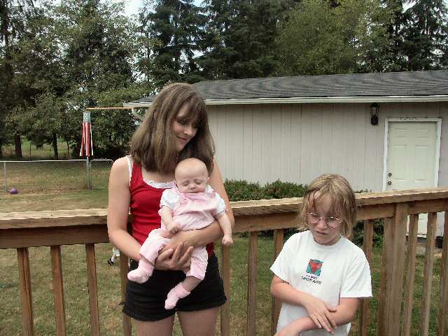 040729 Diane, Emily, and Aubry