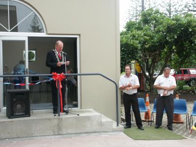 Opening by North Shore City Mayor on 31 Jan 2004