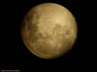 Moon with the v1 
Lune au v1 montage afocal sur lunette astro  50A$