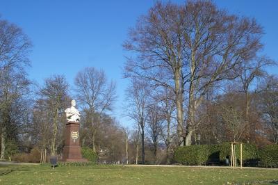 u39/ltobias/medium/39405371.canon2005_02_05bestbestCRW_9348.jpg