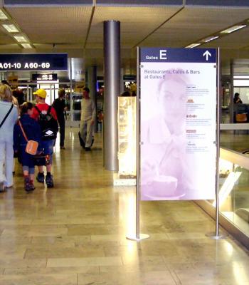 2004-061 Infotafeln Unique Airport Zrich
