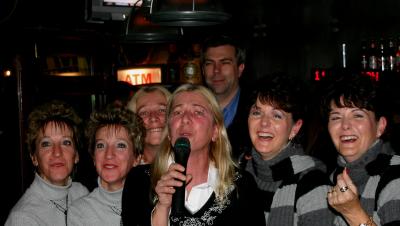 At the mike --- What words..... I know the words ???